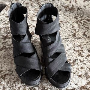 Sorel Black Crisscross Sandals